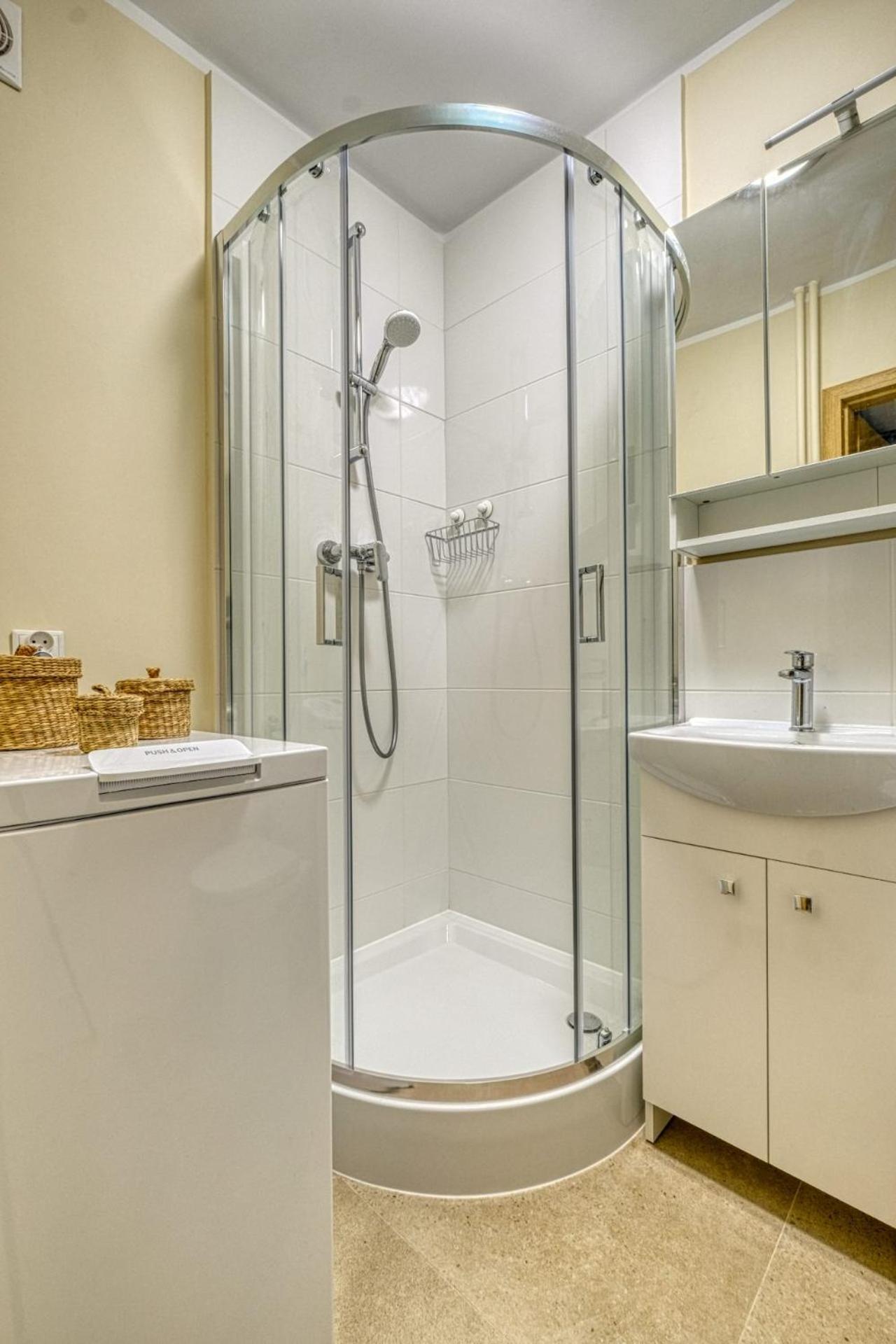 Welive - Center, E.Plater 55 Apartment Warsaw Luaran gambar